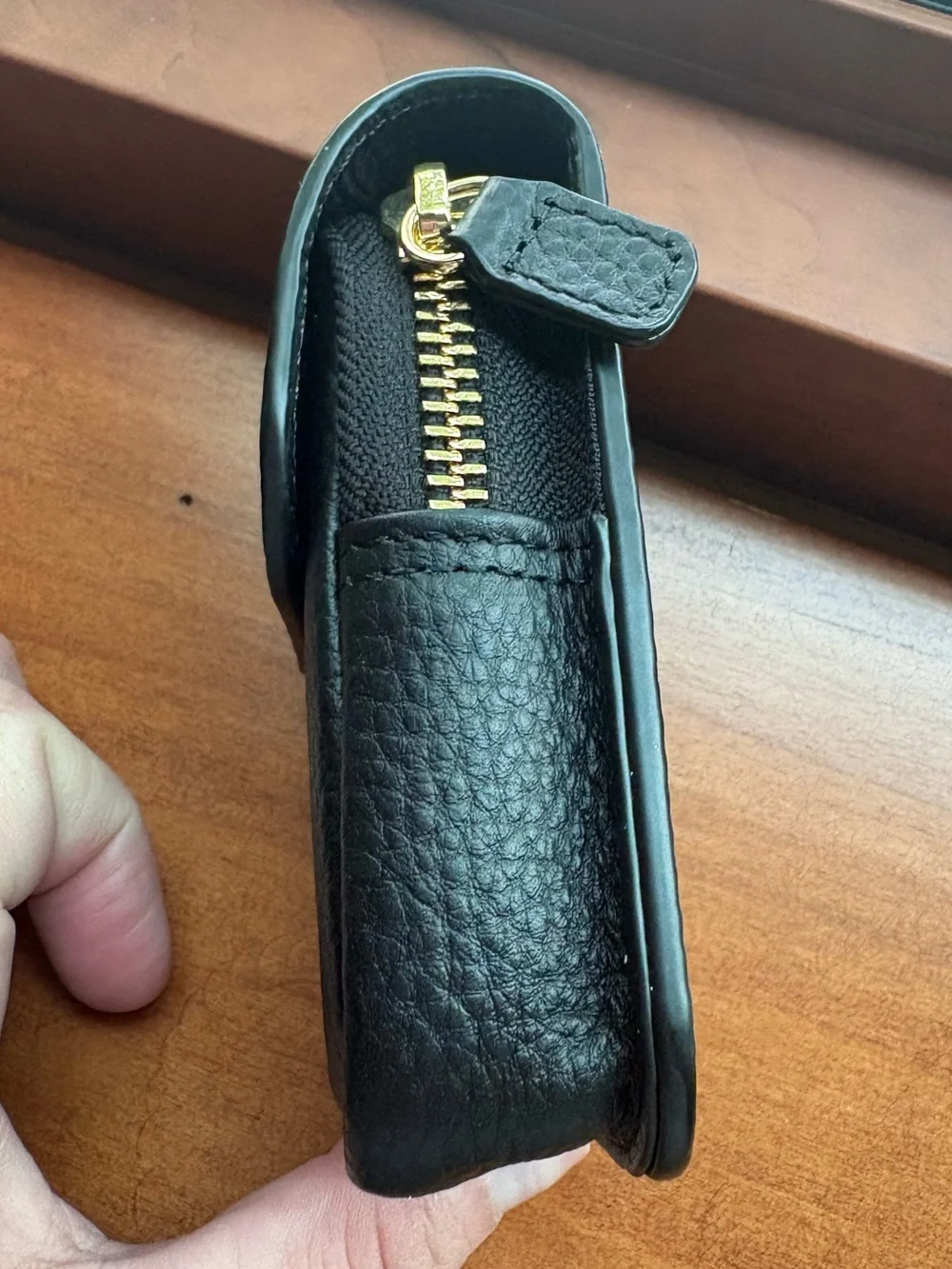 Bandolier black/gold magnetic case NEW